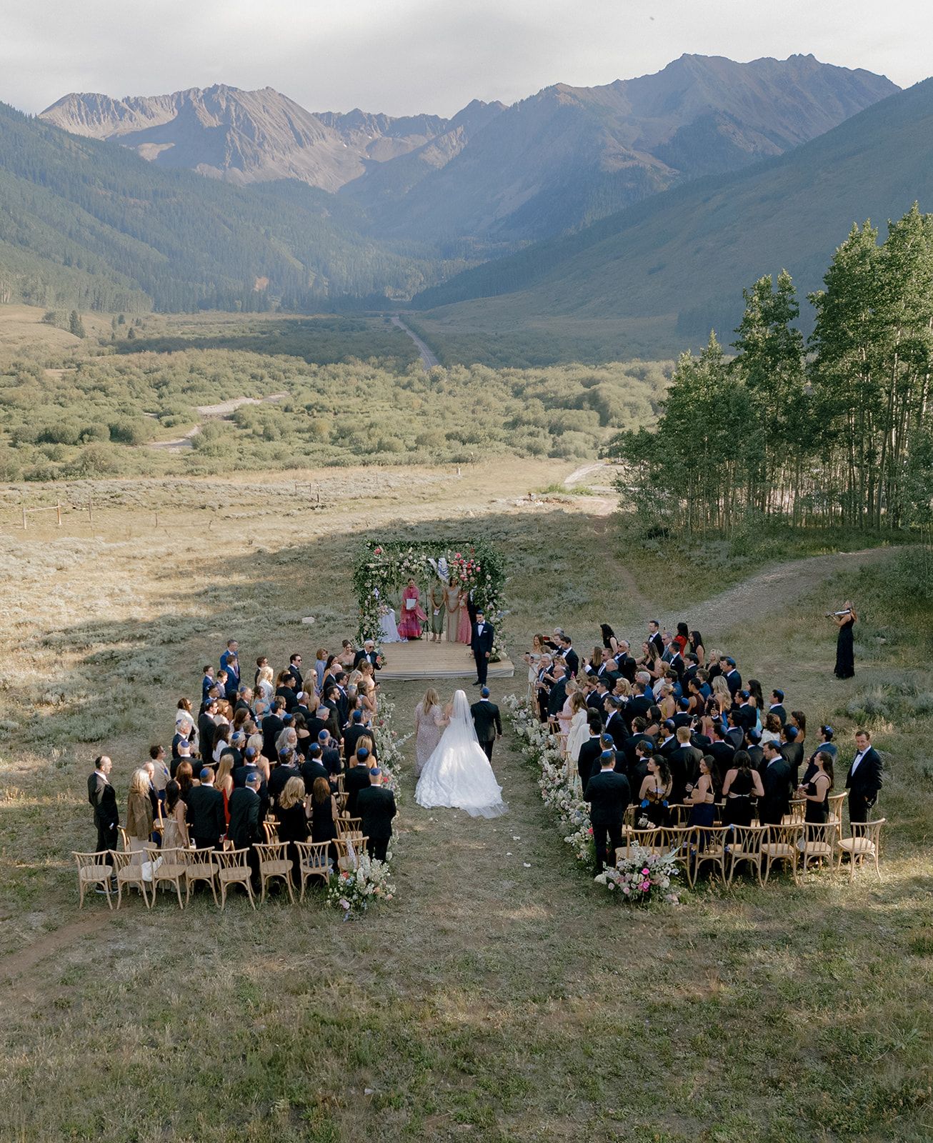 Pine Creek Cookhouse wedding day in Apsen